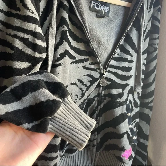 Fox racing Women's Zebra Pattern Hoodie - Black and Gray size M - Picture 5 of 10